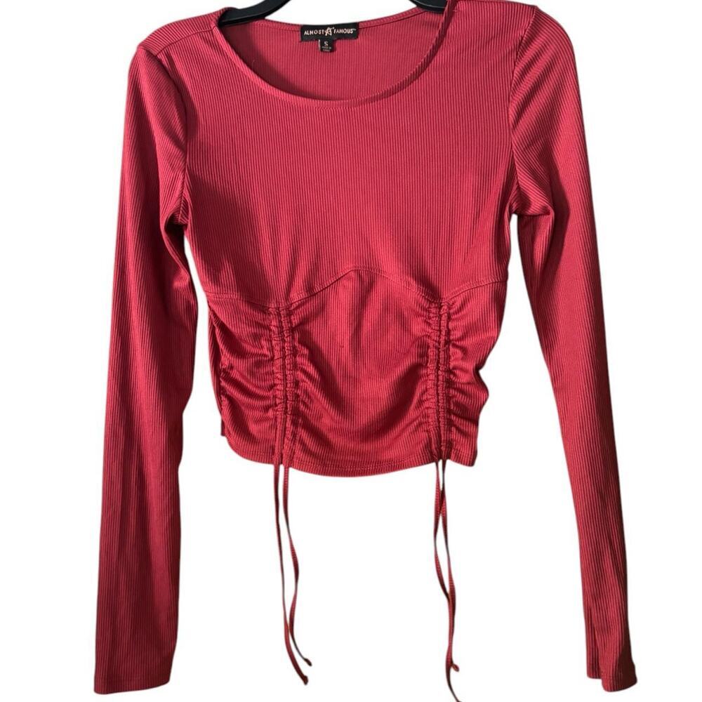 Almost Famous Red Ribbed Long-Sleeve Crop Top Ruched Front Stretchy Fitted Tee